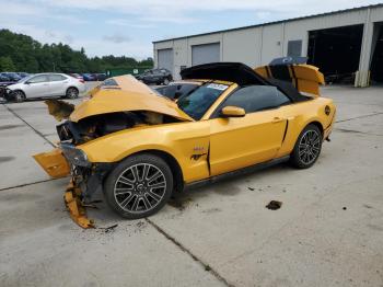  Salvage Ford Mustang