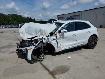  Salvage Porsche Macan Base