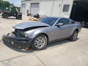  Salvage Ford Mustang