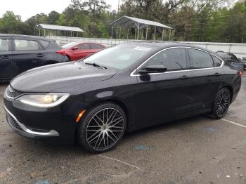  Salvage Chrysler 200