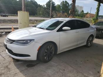  Salvage Chrysler 200