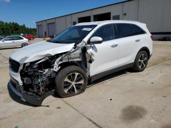  Salvage Kia Sorento