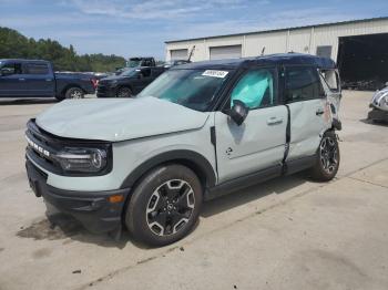  Salvage Ford Bronco