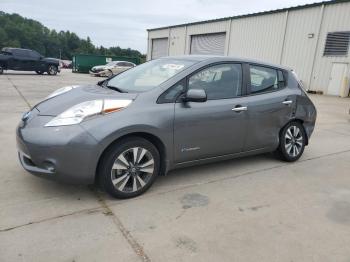  Salvage Nissan LEAF