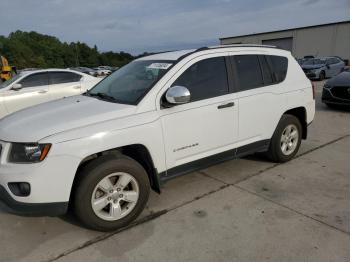  Salvage Jeep Compass