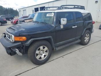  Salvage Toyota FJ Cruiser