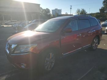  Salvage Nissan Pathfinder