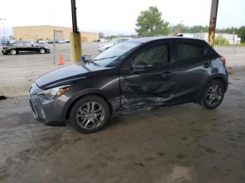  Salvage Toyota Yaris