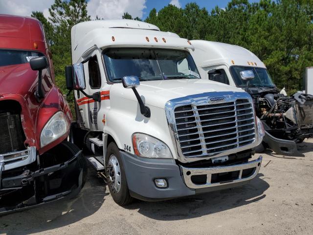  Salvage Freightliner Cascadia 1