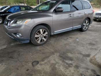  Salvage Nissan Pathfinder