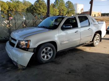  Salvage Chevrolet Avalanche