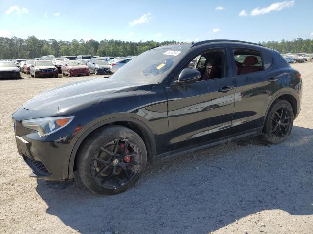  Salvage Alfa Romeo Stelvio