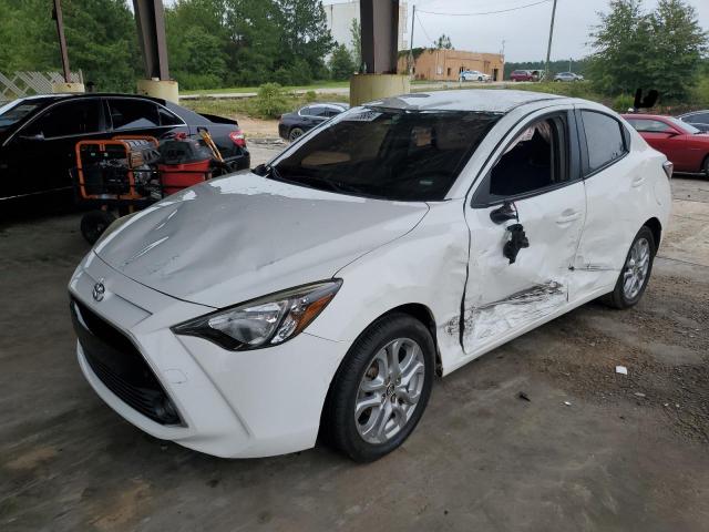  Salvage Toyota Yaris