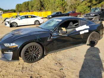  Salvage Ford Mustang