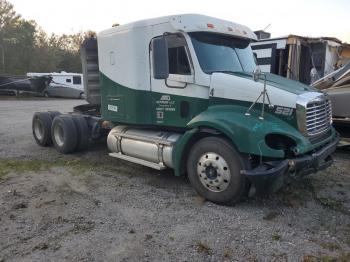  Salvage Freightliner Columbia 1