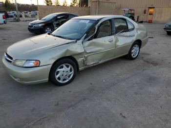  Salvage Nissan Altima