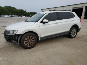  Salvage Volkswagen Tiguan