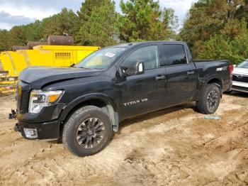  Salvage Nissan Titan