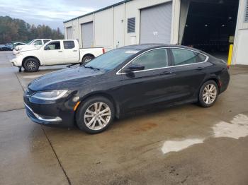  Salvage Chrysler 200