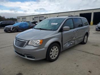  Salvage Chrysler Minivan