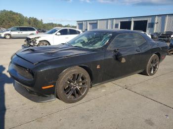  Salvage Dodge Challenger