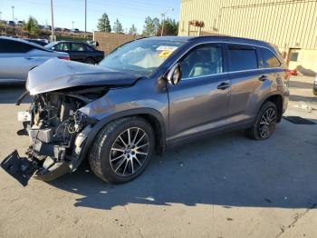  Salvage Toyota Highlander