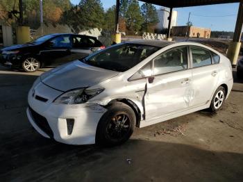  Salvage Toyota Prius