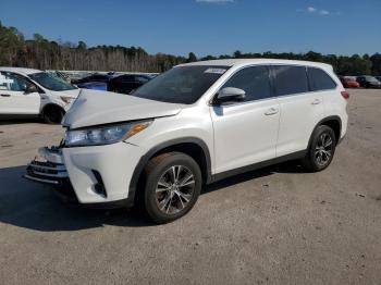  Salvage Toyota Highlander