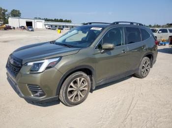  Salvage Subaru Forester