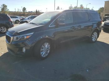  Salvage Kia Sedona