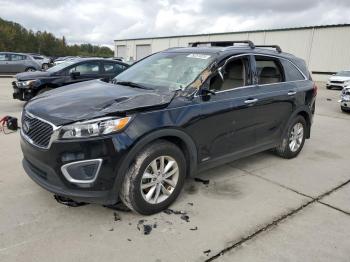  Salvage Kia Sorento