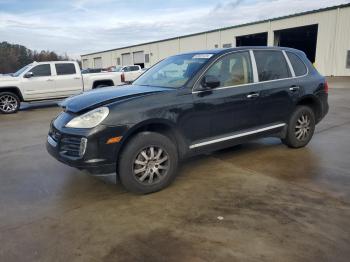  Salvage Porsche Cayenne