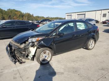  Salvage Ford Fiesta