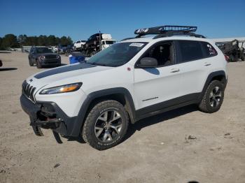  Salvage Jeep Cherokee