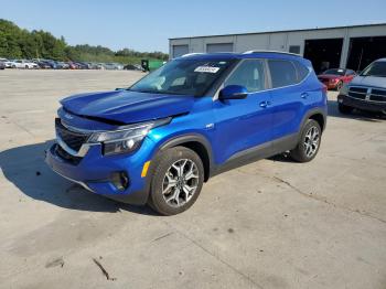  Salvage Kia Seltos