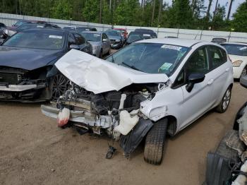  Salvage Ford Fiesta