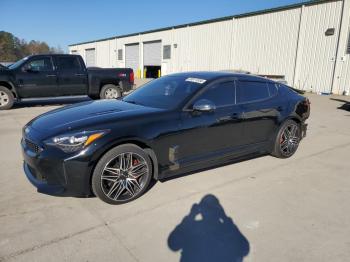  Salvage Kia Stinger