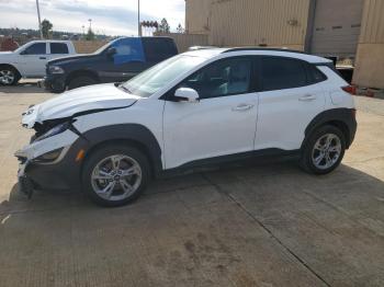  Salvage Hyundai KONA