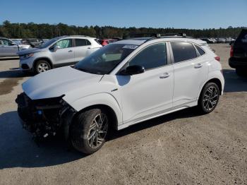  Salvage Hyundai KONA