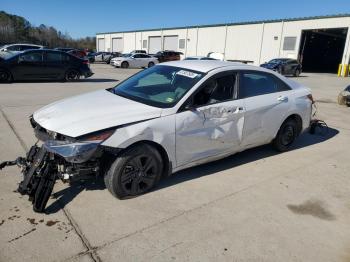  Salvage Hyundai ELANTRA