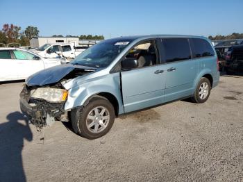  Salvage Chrysler Minivan