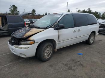  Salvage Chrysler Minivan