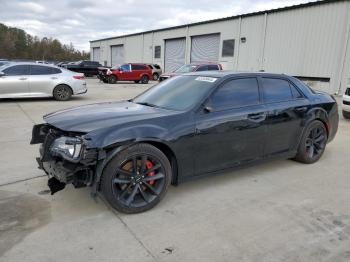  Salvage Chrysler 300