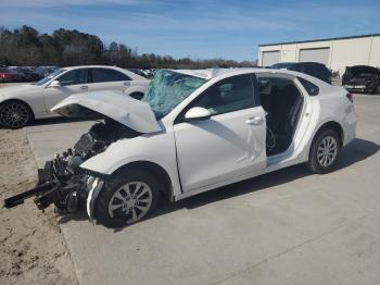  Salvage Kia Forte