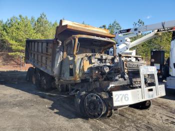  Salvage Mack 700 Cv700