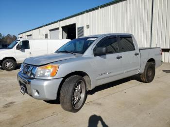  Salvage Nissan Titan