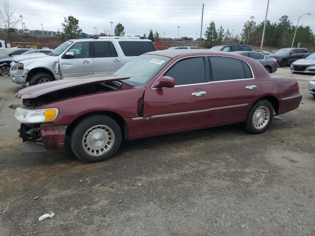  Salvage Lincoln Towncar