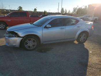  Salvage Dodge Avenger