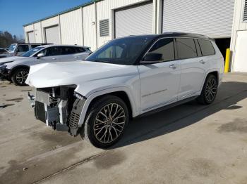  Salvage Jeep Grand Cherokee