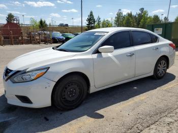  Salvage Nissan Altima